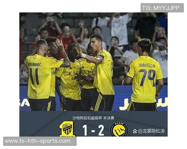 C罗友谊赛上半场被替换下场利雅得胜利与对手战成平局